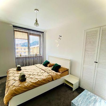 Apartament Tiron In Centru Orasului Gura Humorului Exterior foto
