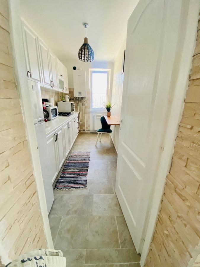 Apartament Tiron In Centru Orasului Gura Humorului Exterior foto