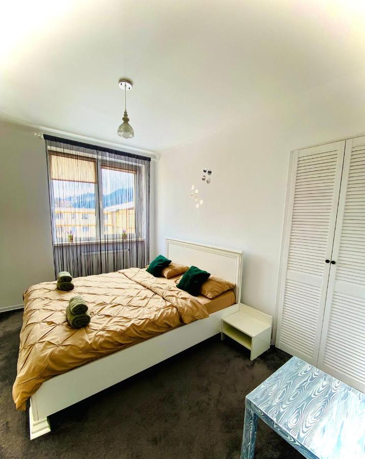 Apartament Tiron In Centru Orasului Gura Humorului Exterior foto